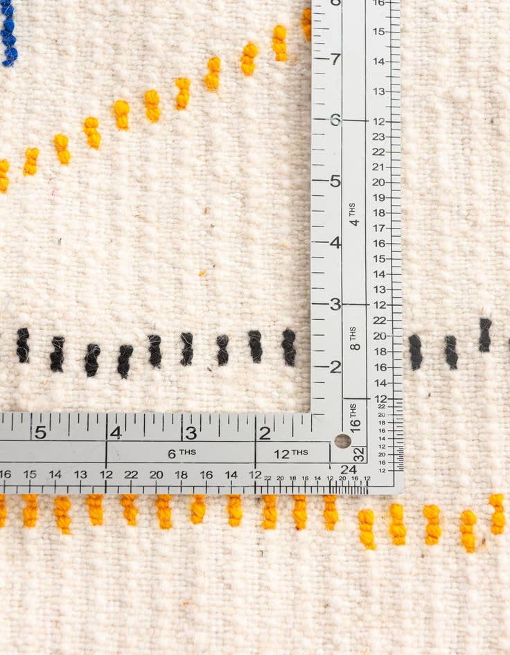 Detail image of  4' 10 x 7' 9  Hand Knotted Moroccan Wool Rug