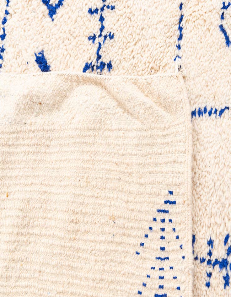 Detail image of  5' 5 x 8'  Hand Knotted Moroccan Wool Rug