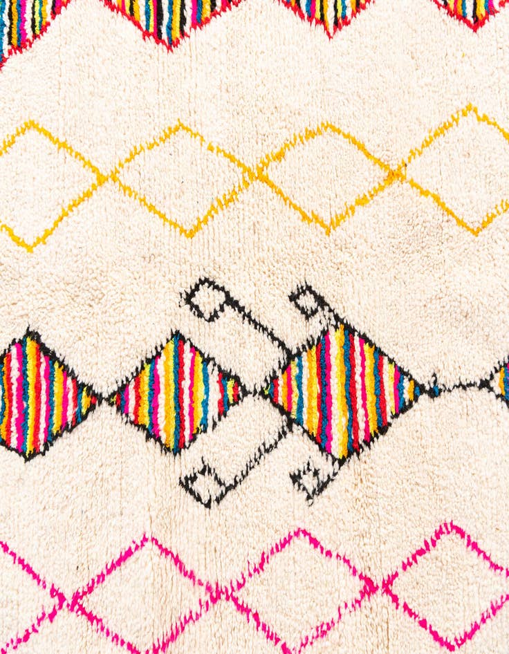 Detail image of  5' 2 x 6' 3  Hand Knotted Moroccan Wool Rug