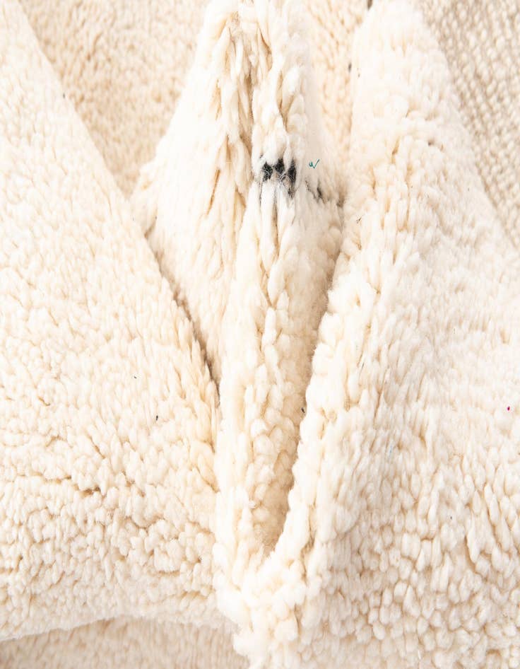 Detail image of  7' x 9' 6  Hand Knotted Moroccan Wool Rug