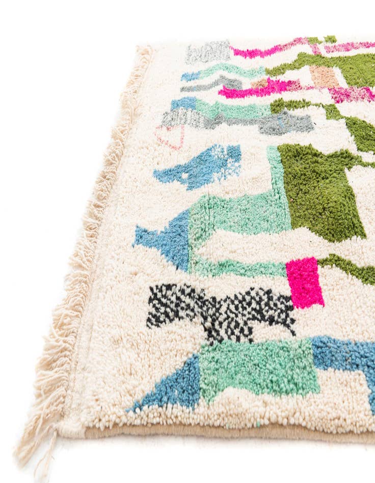 Detail image of  5' 3 x 8' 4  Hand Knotted Moroccan Wool Rug