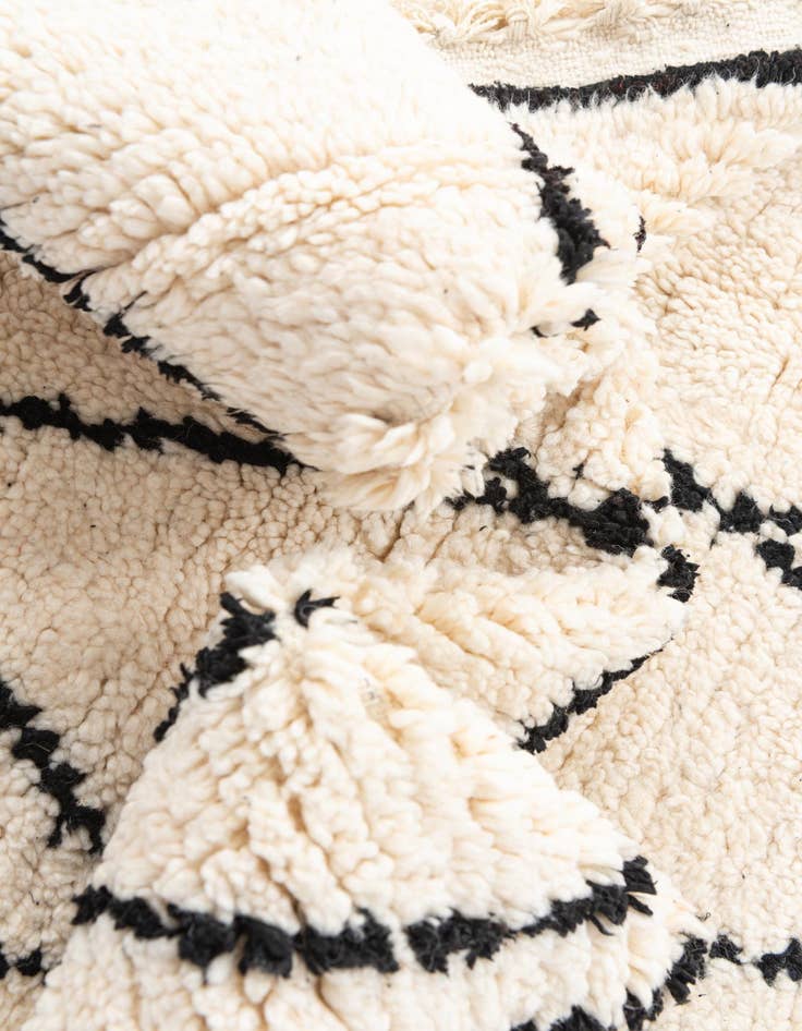 Detail image of  6' 5 x 9' 5  Hand Knotted Moroccan Wool Rug