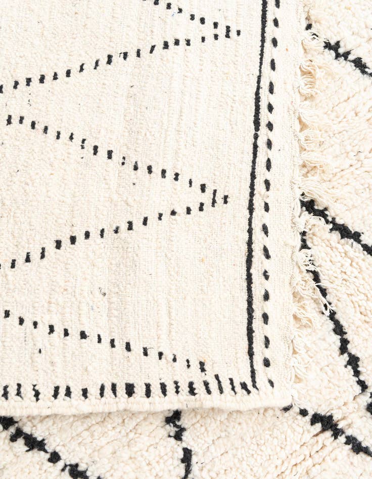 Detail image of  6' 5 x 9' 5  Hand Knotted Moroccan Wool Rug
