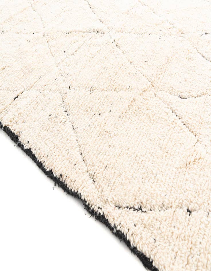 Detail image of  6' 8 x 9' 5  Hand Knotted Moroccan Wool Rug