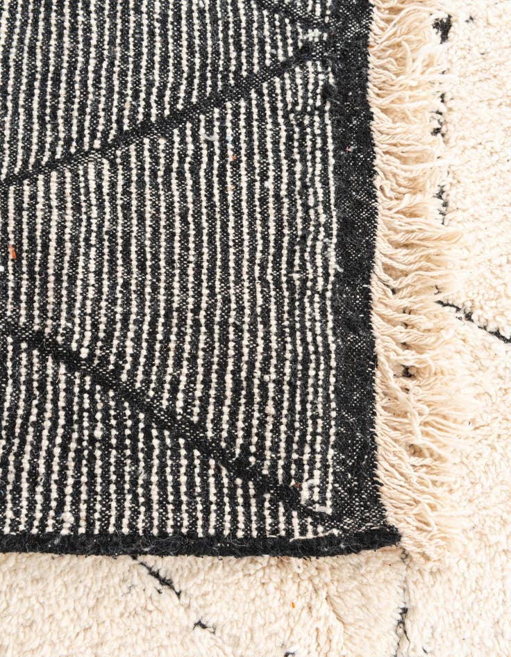 Detail image of  6' 8 x 9' 5  Hand Knotted Moroccan Wool Rug
