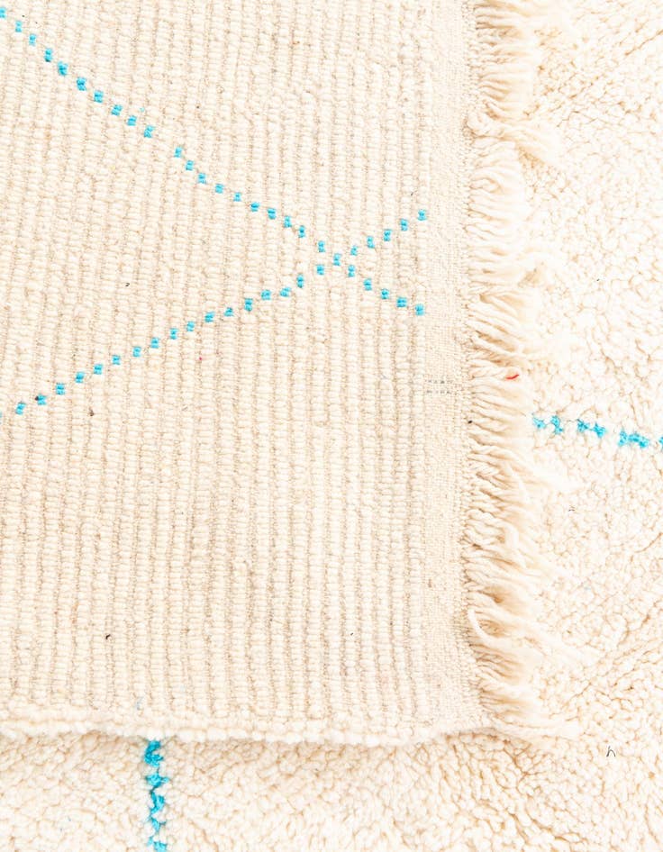 Detail image of  5' 2 x 8'  Hand Knotted Moroccan Wool Rug