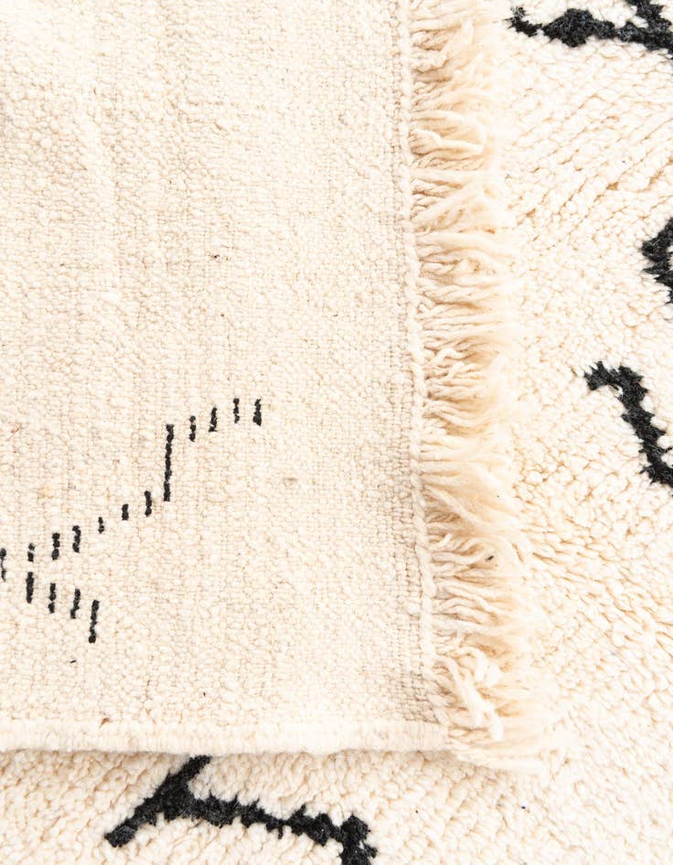 Detail image of  5' x 7'  Hand Knotted Moroccan Wool Rug