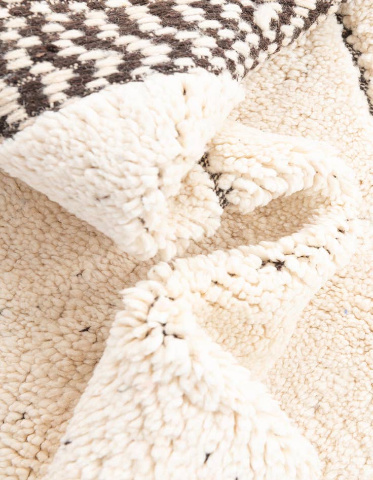 Detail image of  5' 7 x 8' 4  Hand Knotted Moroccan Wool Rug