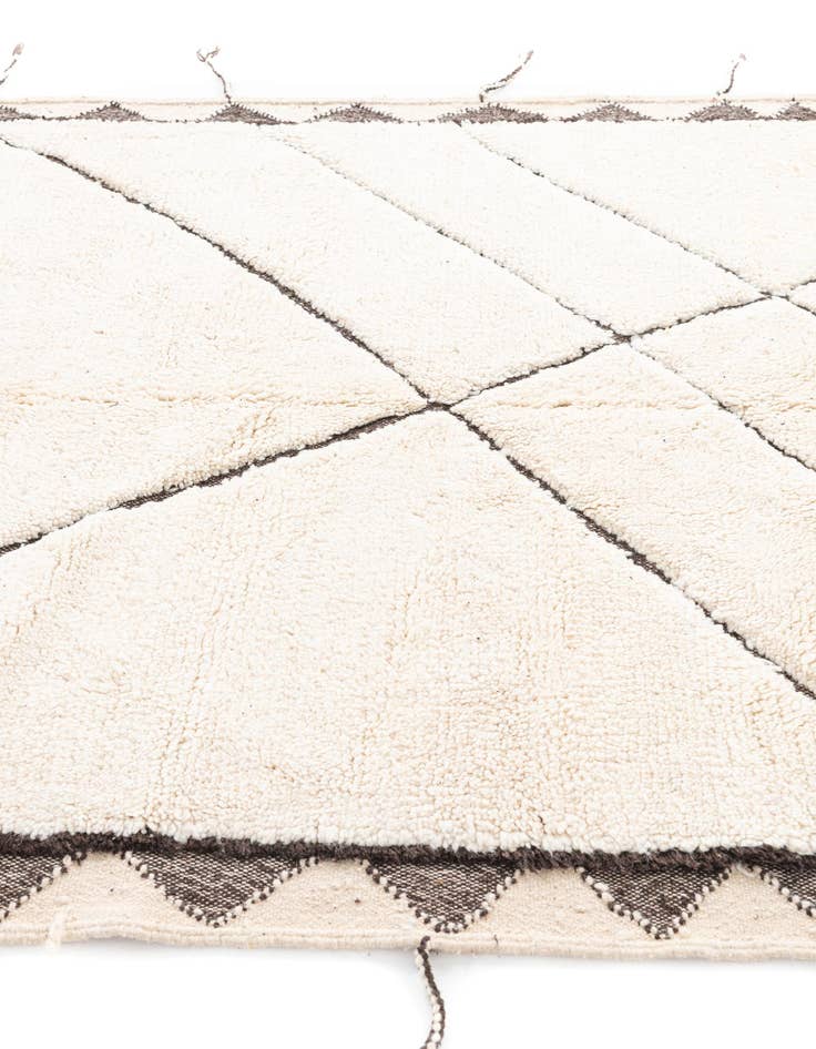 Detail image of  5' 5 x 8' 7  Hand Knotted Moroccan Wool Rug