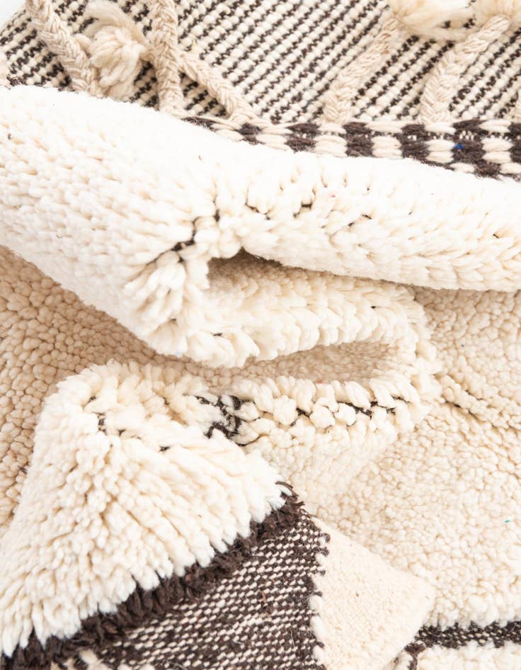 Detail image of  5' 5 x 8' 7  Hand Knotted Moroccan Wool Rug