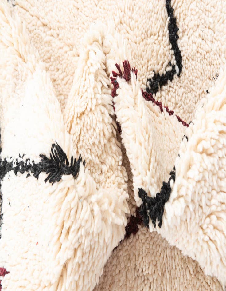 Detail image of  4' 10 x 8'  Hand Knotted Moroccan Wool Rug