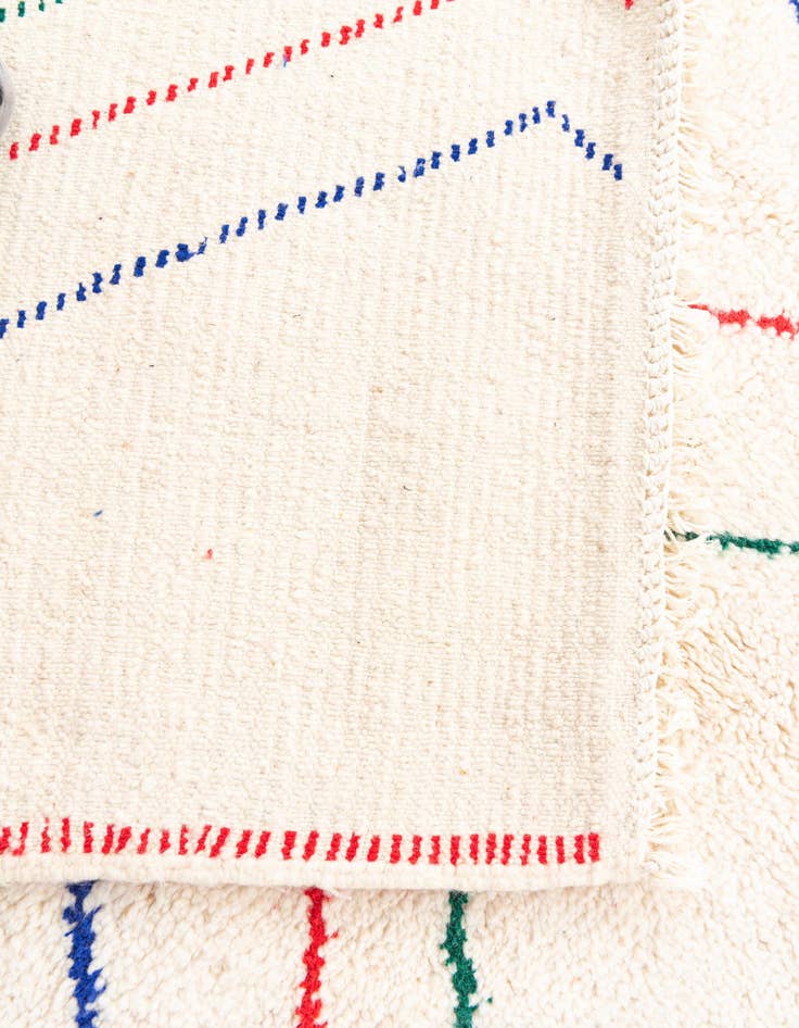 Detail image of  5' 5 x 8'  Hand Knotted Moroccan Wool Rug