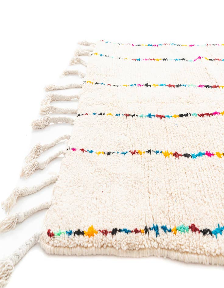 Detail image of  4' 9 x 6' 4  Hand Knotted Moroccan Wool Rug