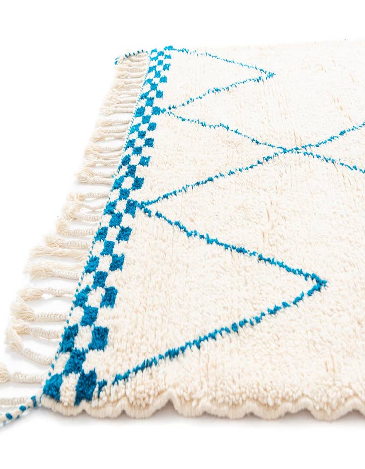 Detail image of  5' 4 x 7' 7  Hand Knotted Moroccan Wool Rug