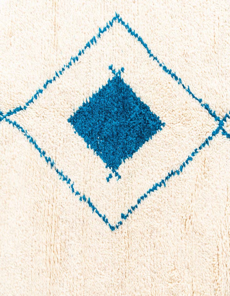 Detail image of  5' 4 x 7' 7  Hand Knotted Moroccan Wool Rug