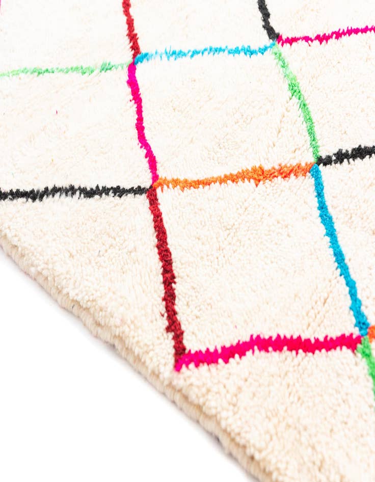 Detail image of  4' 10 x 6' 8  Hand Knotted Moroccan Wool Rug