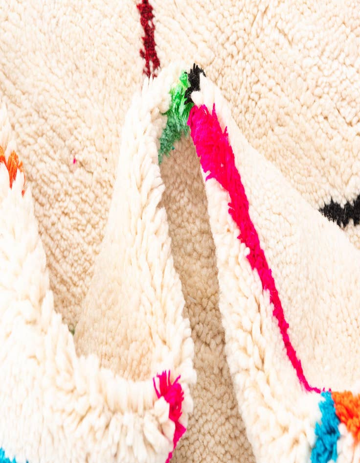 Detail image of  4' 10 x 6' 8  Hand Knotted Moroccan Wool Rug