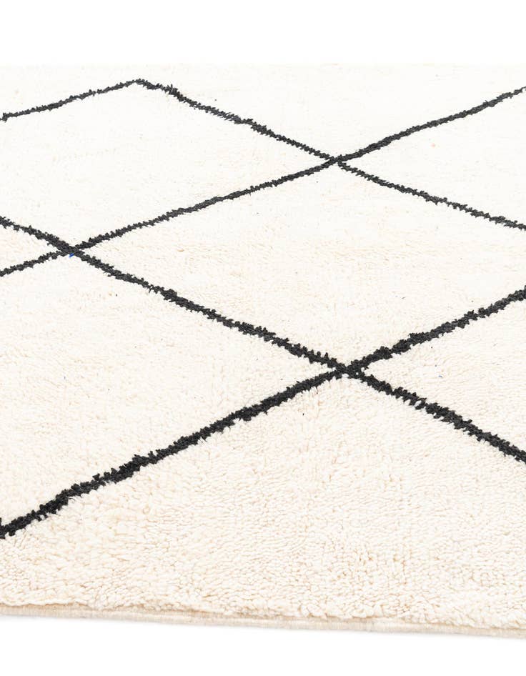 Detail image of  5' 8 x 9' 8  Hand Knotted Moroccan Wool Rug