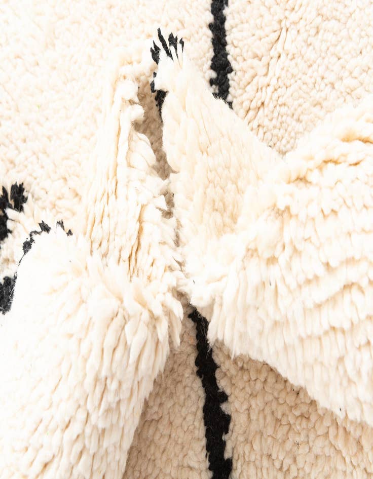 Detail image of  5' 8 x 9' 8  Hand Knotted Moroccan Wool Rug