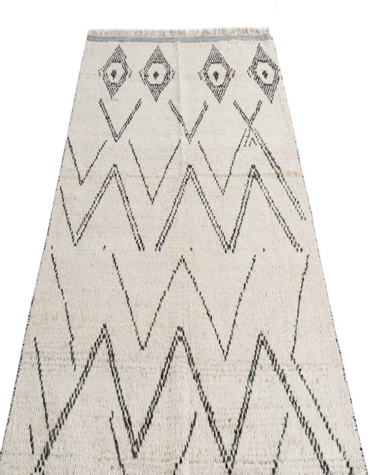 Detail image of  4' 1 x 6' 8  Hand Knotted Moroccan Wool Rug