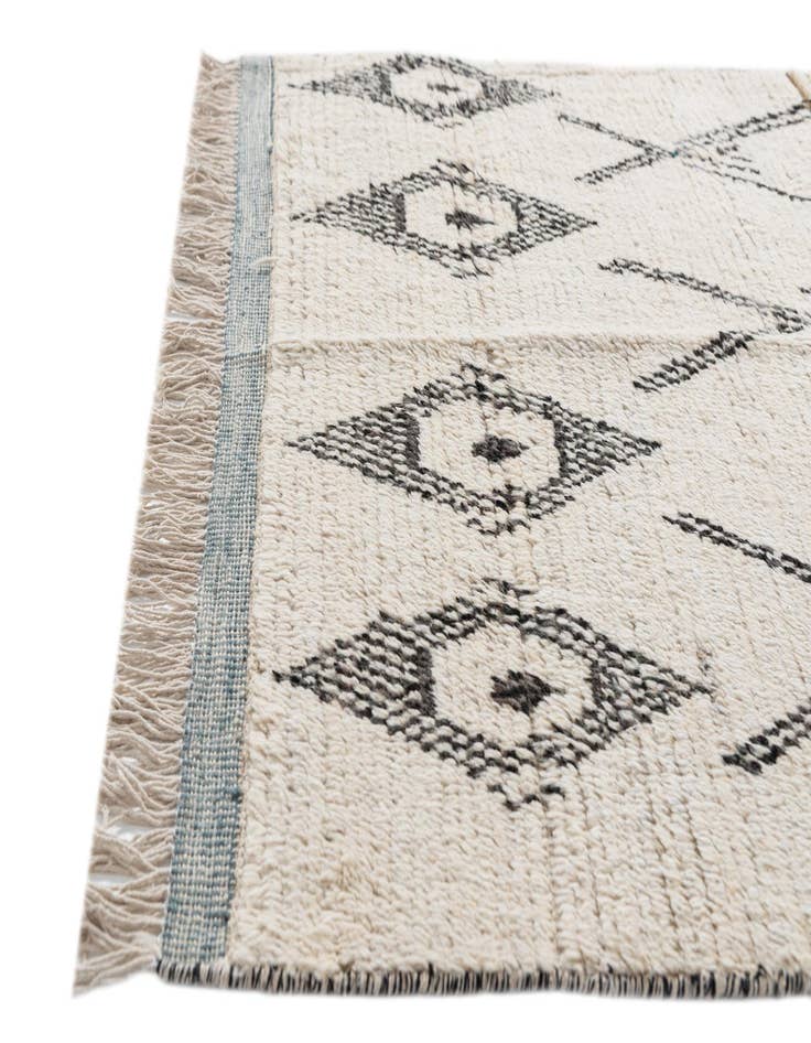 Detail image of  4' 1 x 6' 8  Hand Knotted Moroccan Wool Rug