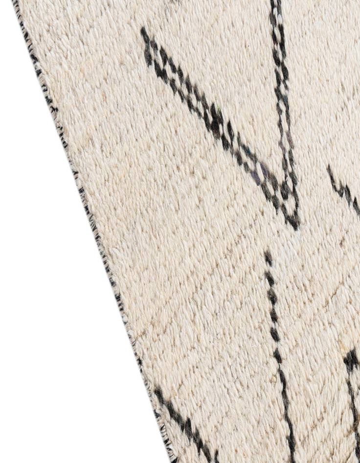 Detail image of  4' 1 x 6' 8  Hand Knotted Moroccan Wool Rug