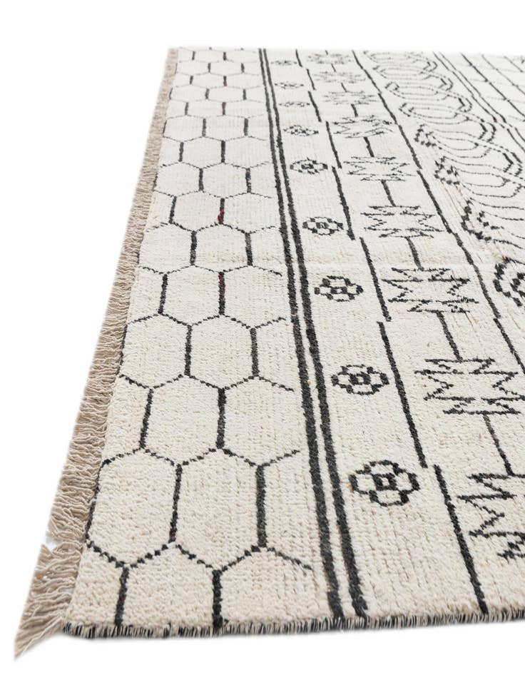 Detail image of  8' x 10' 6  Hand Knotted Moroccan Wool Rug