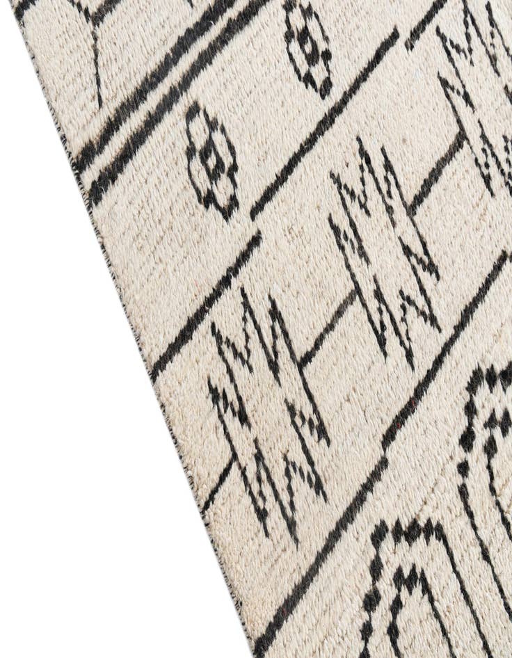 Detail image of  8' x 10' 6  Hand Knotted Moroccan Wool Rug