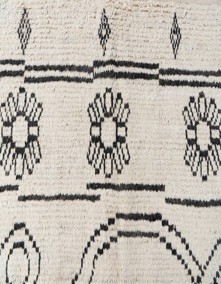 Detail image of  8' x 10' 6  Hand Knotted Moroccan Wool Rug