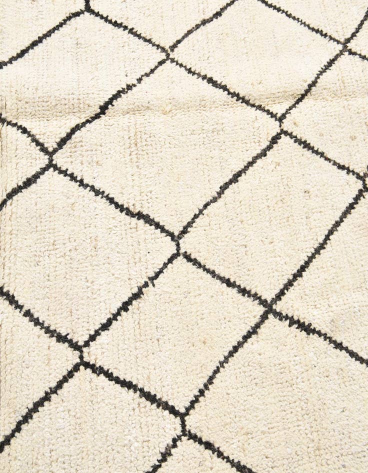 Detail image of  6' x 9' 7  Hand Knotted Moroccan Wool Rug