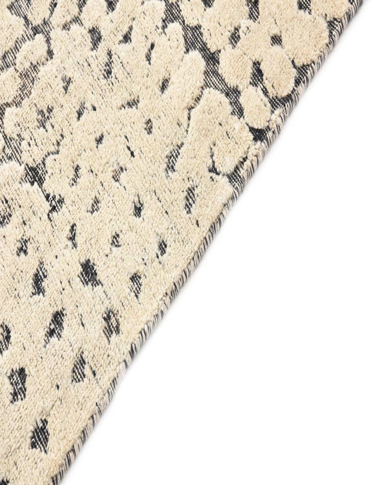 Detail image of  5' 6 x 8' 3  Hand Knotted Moroccan Wool Rug