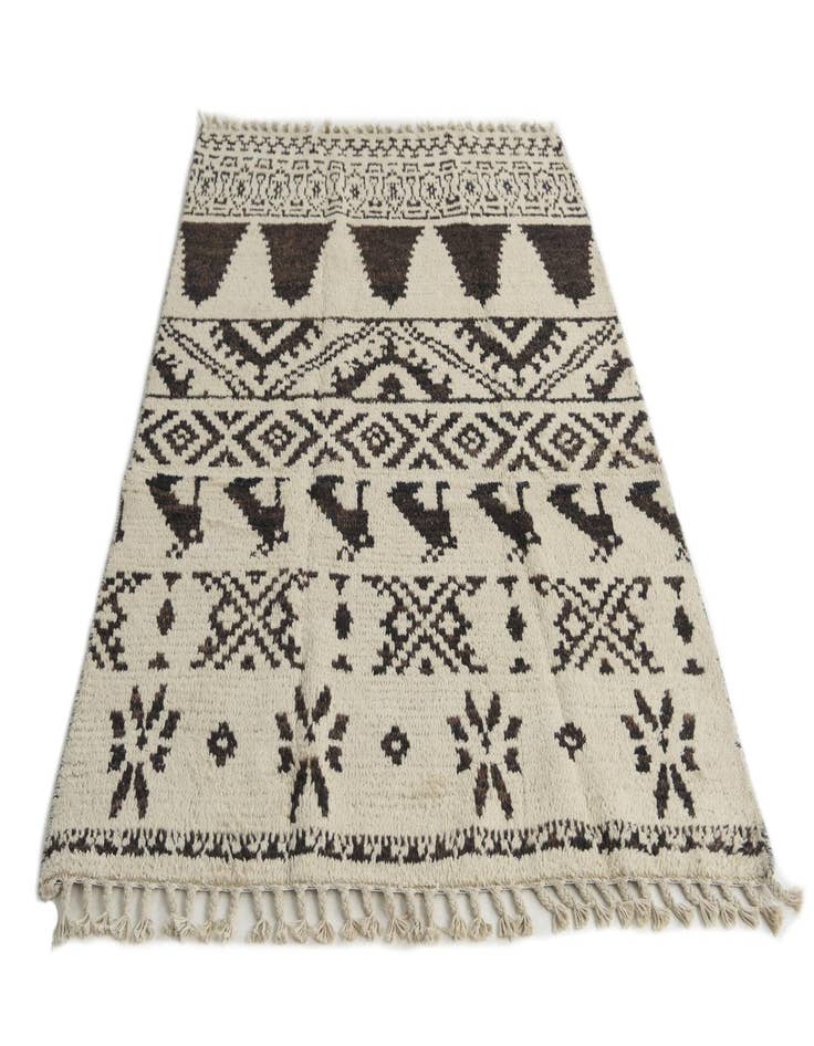 Detail image of  4' 5 x 6' 8  Hand Knotted Moroccan Wool Rug