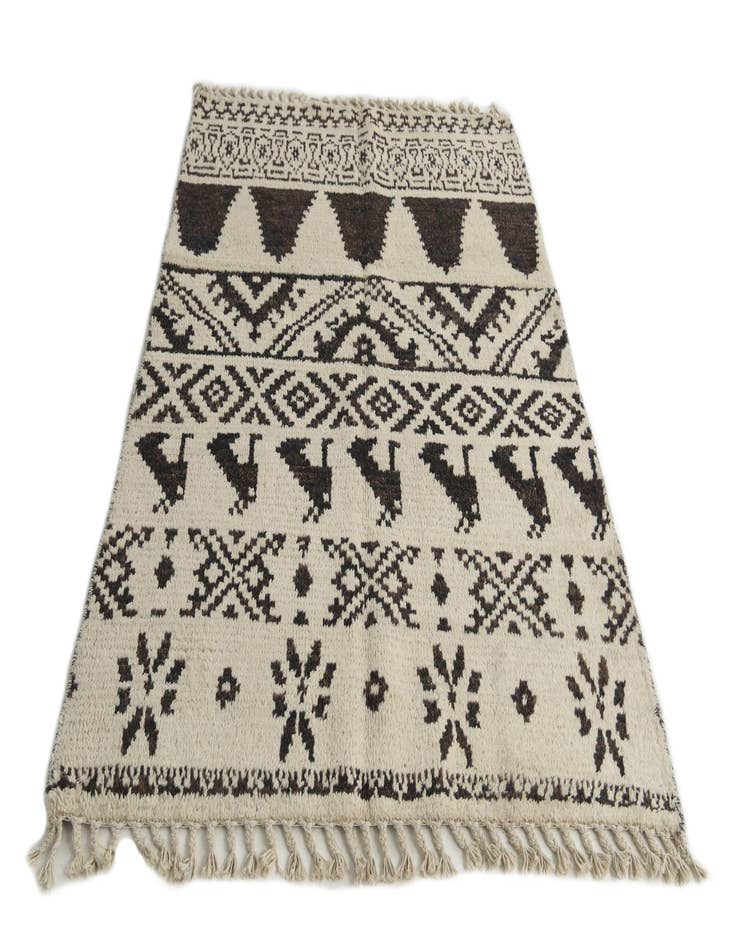 Detail image of  4' 4 x 6' 7  Hand Knotted Moroccan Wool Rug