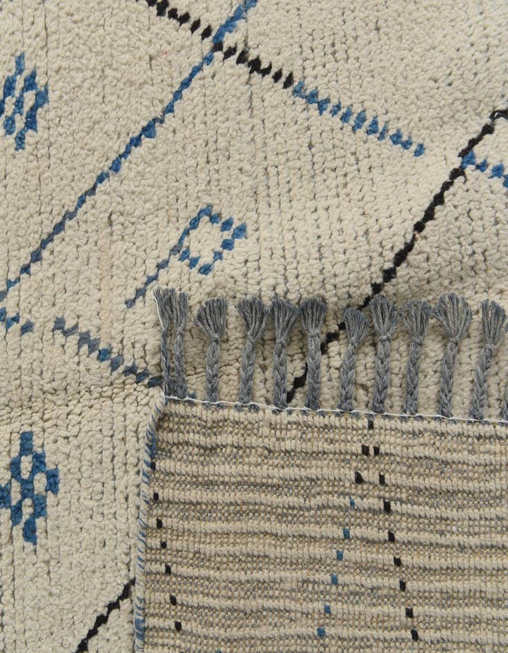 Detail image of  8' 1 x 10' 1  Hand Knotted Moroccan Wool Rug