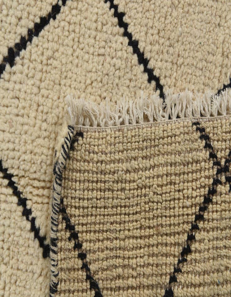 Detail image of  5' 3 x 7' 8  Hand Knotted Moroccan Wool Rug