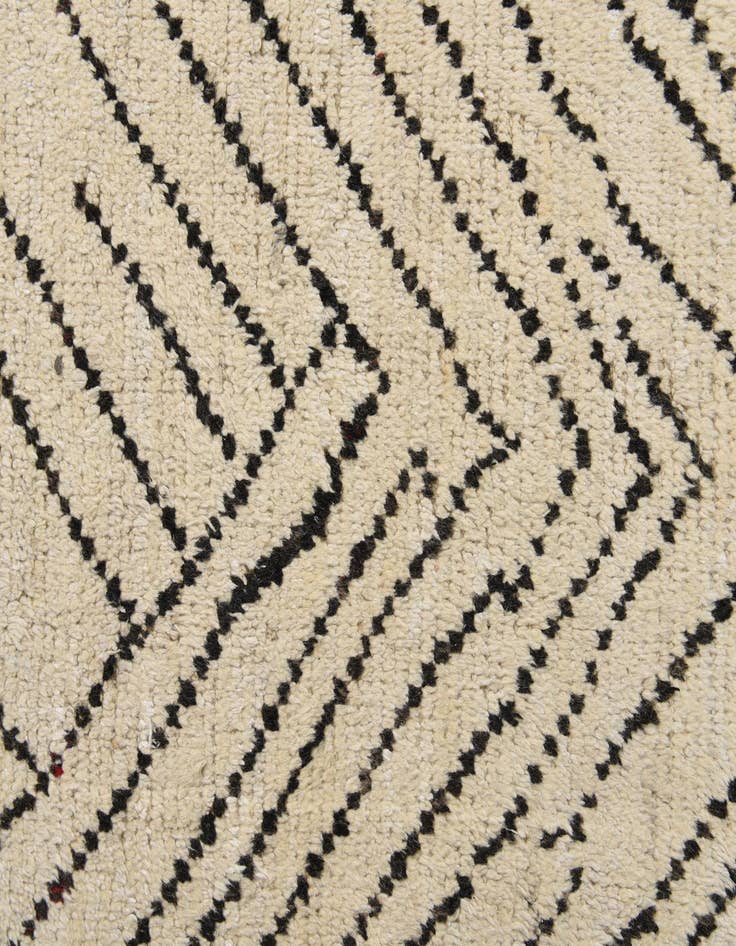 Detail image of  8' x 11' 2  Hand Knotted Moroccan Wool Rug