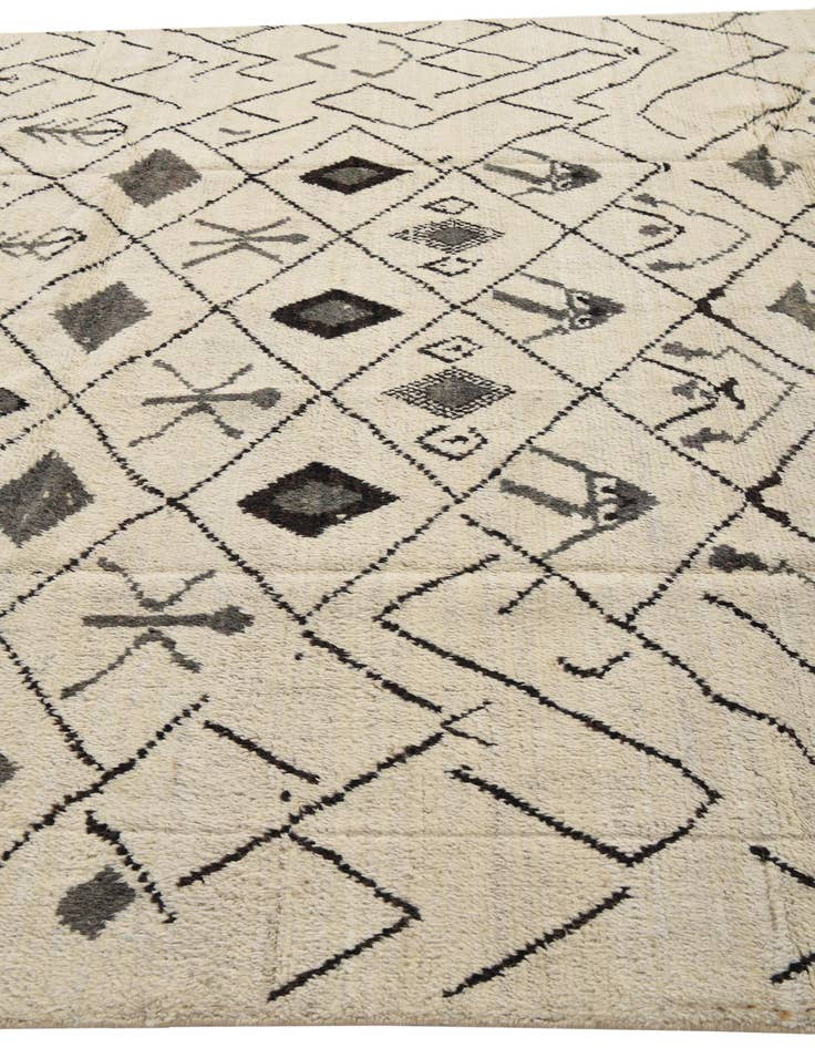 Detail image of  8' 1 x 9' 11  Hand Knotted Moroccan Wool Rug