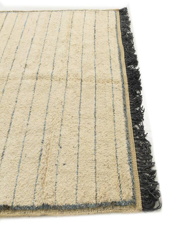 Detail image of  5' 1 x 7' 5  Hand Knotted Moroccan Wool Rug