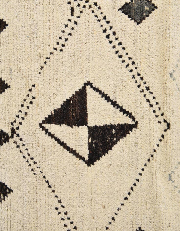 Detail image of  8' x 10' 8  Hand Knotted Moroccan Wool Rug