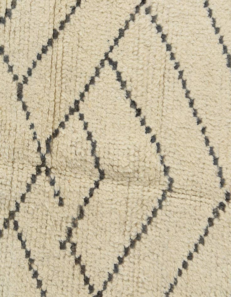 Detail image of  5' x 8' 1  Hand Knotted Moroccan Wool Rug