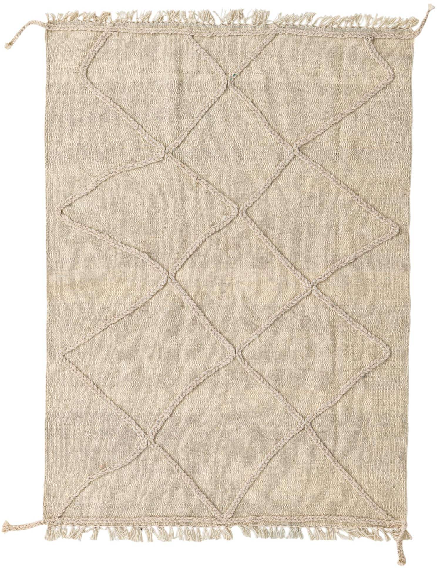 A 3x5 rectangular ivory wool shag rug with a raised braided diamond pattern and fringe.