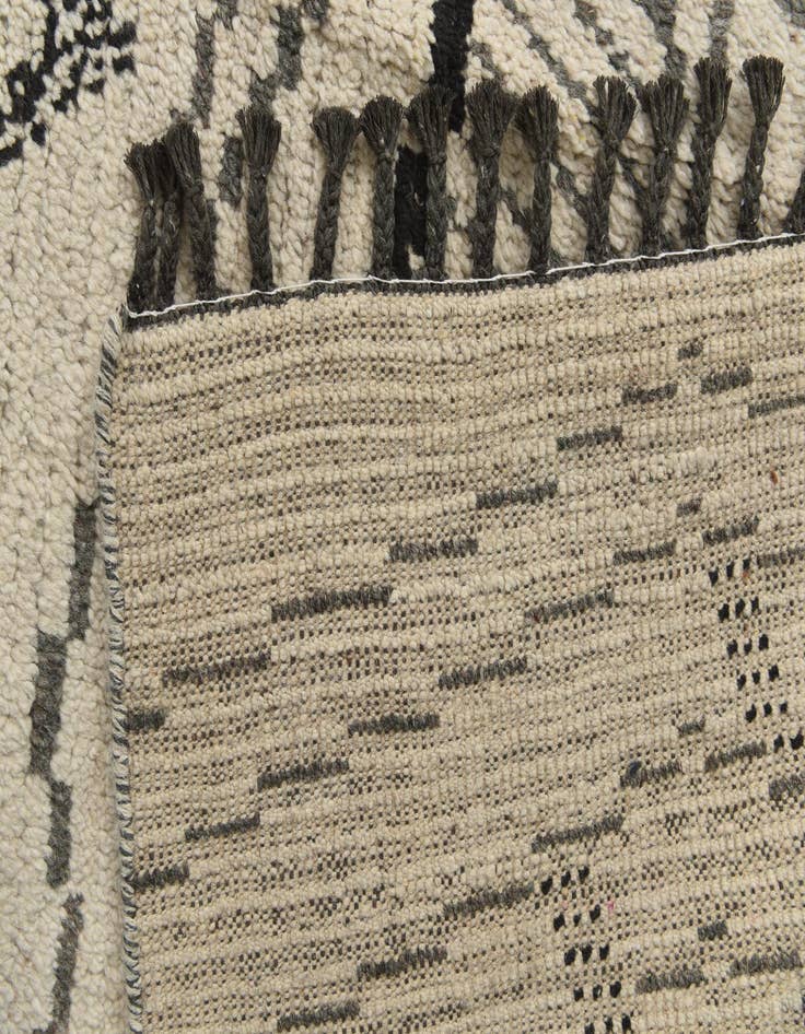 Detail image of  8' 1 x 10' 2  Hand Knotted Moroccan Wool Rug