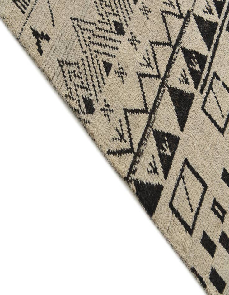 Detail image of  10' 3 x 14' 5  Hand Knotted Moroccan Wool Rug