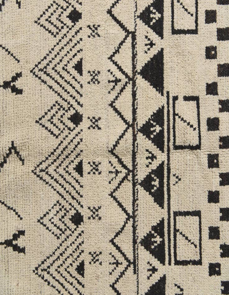 Detail image of  10' 3 x 14' 5  Hand Knotted Moroccan Wool Rug