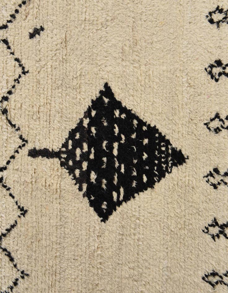 Detail image of  7' 10 x 10'  Hand Knotted Moroccan Wool Rug