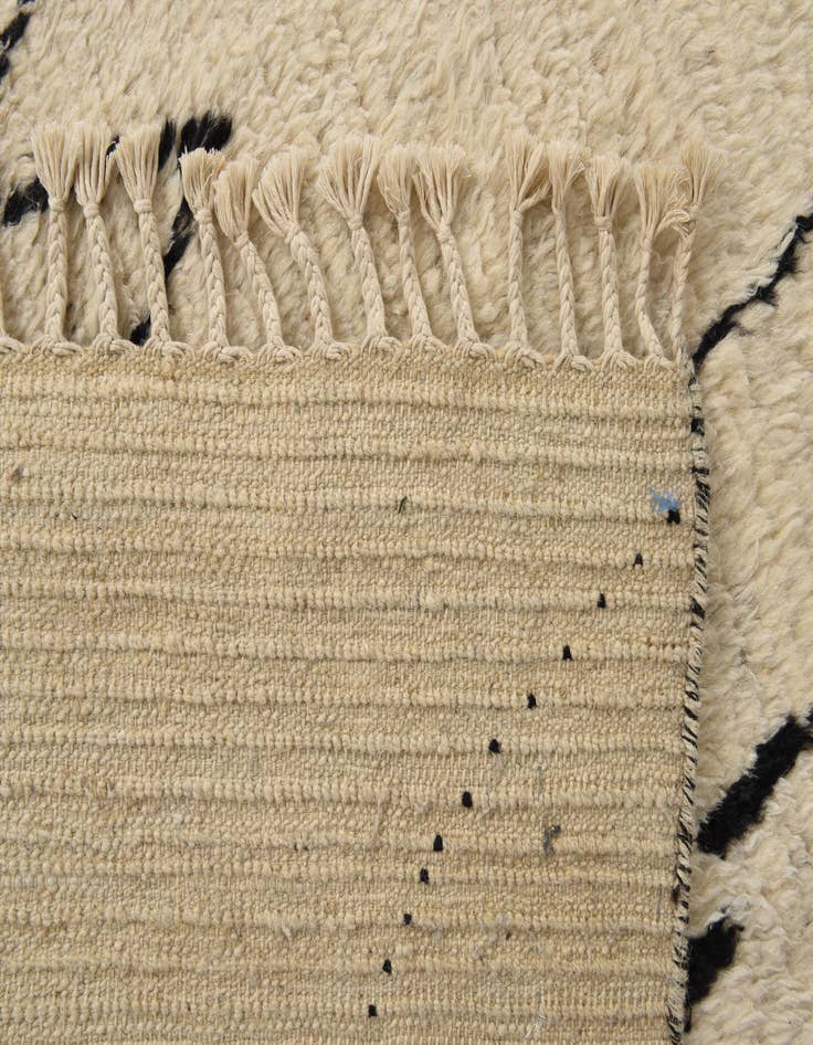 Detail image of  7' 10 x 10'  Hand Knotted Moroccan Wool Rug