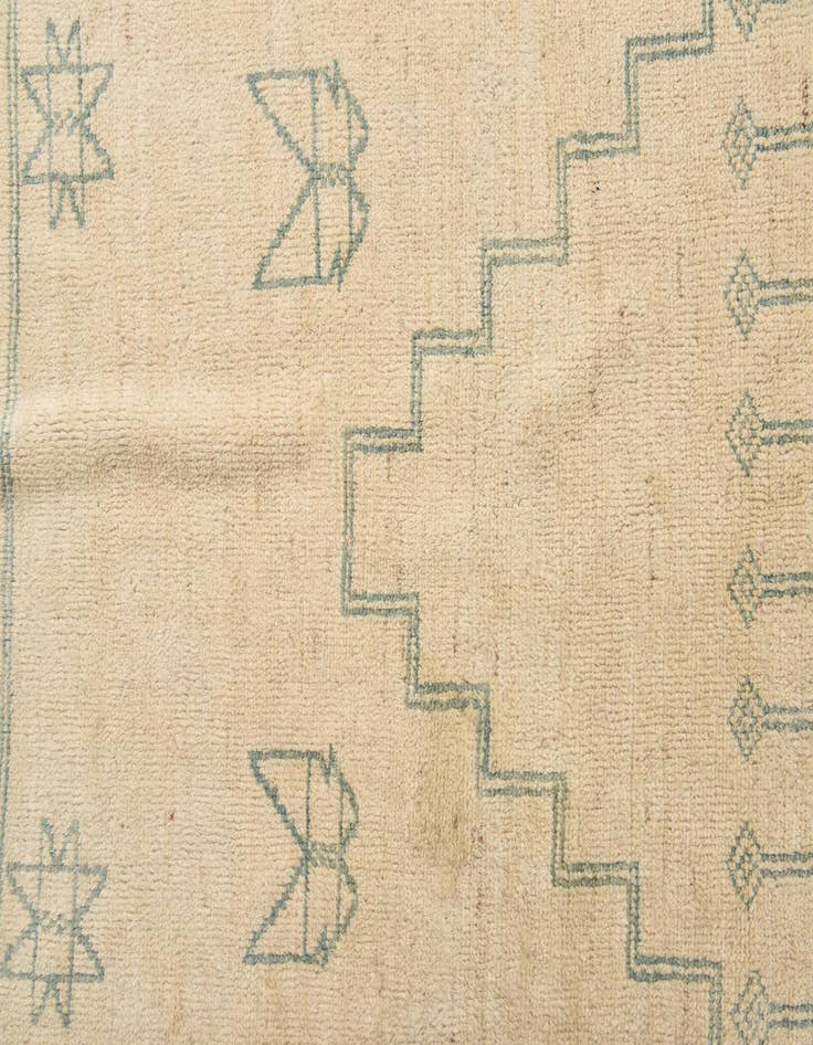 Detail image of  6' 6 x 9' 8  Hand Knotted Moroccan Wool Rug