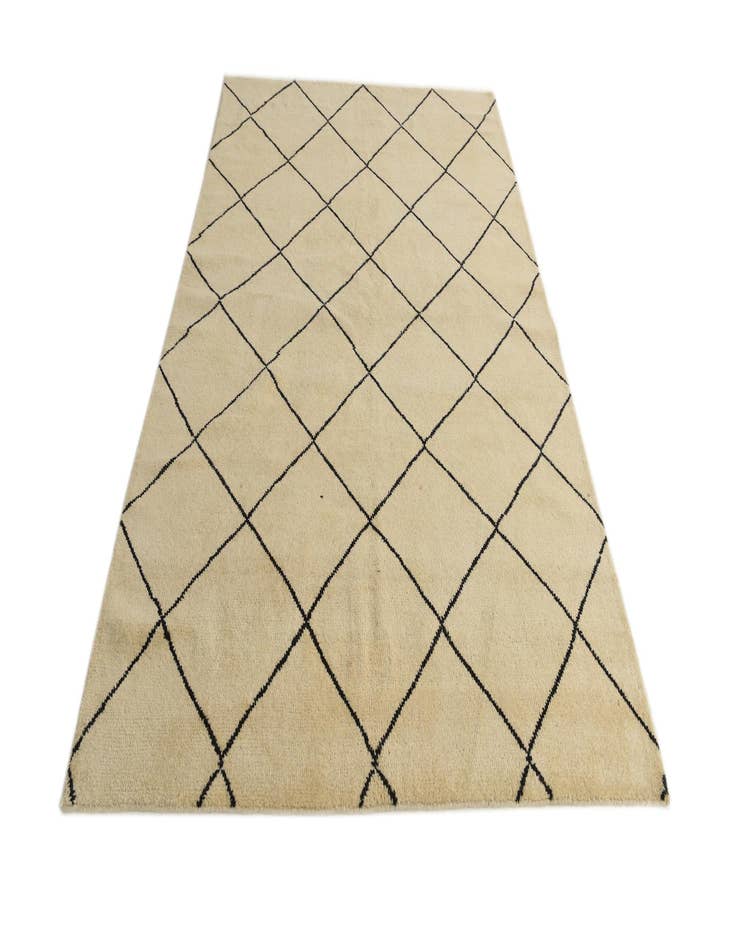 Detail image of  5' 6 x 8'  Hand Knotted Moroccan Wool Rug