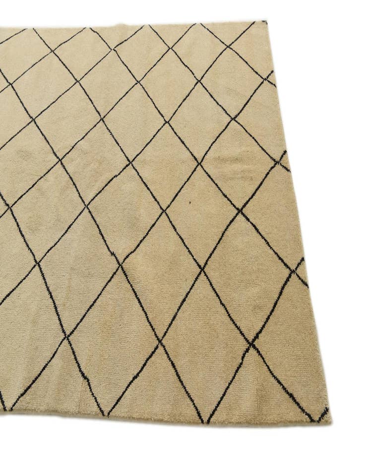 Detail image of  5' 6 x 8'  Hand Knotted Moroccan Wool Rug