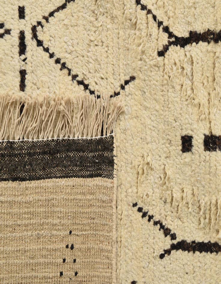 Detail image of  8' x 10' 10  Hand Knotted Moroccan Wool Rug